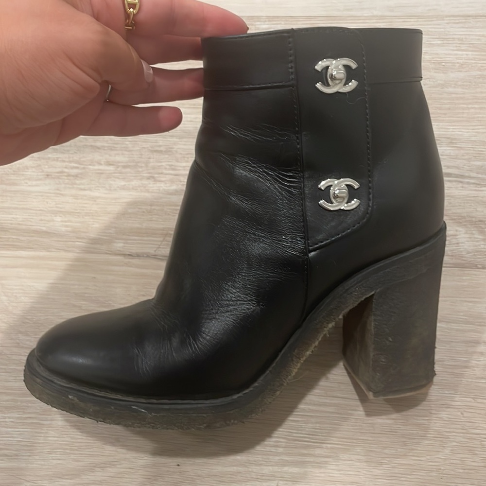 Chanel ankle booties - Picture 6 of 7